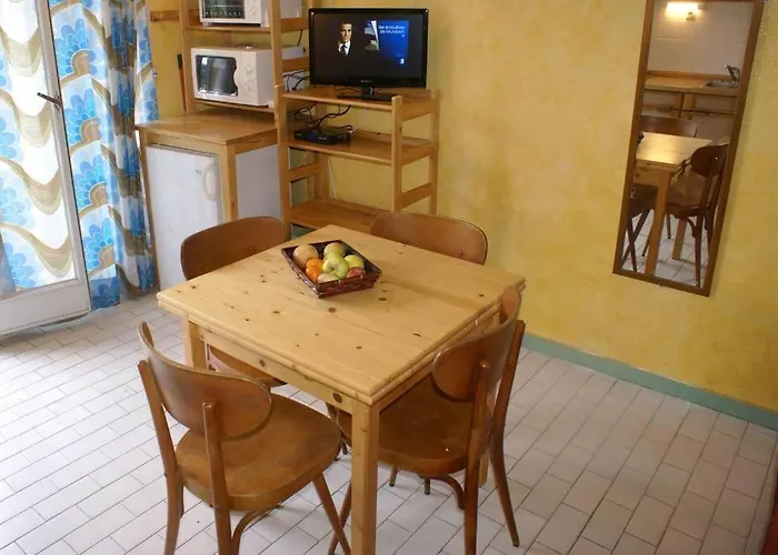 12, Port Venus Au Village Naturiste Agde